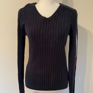 Hilfiger v-neck sweater, Medium